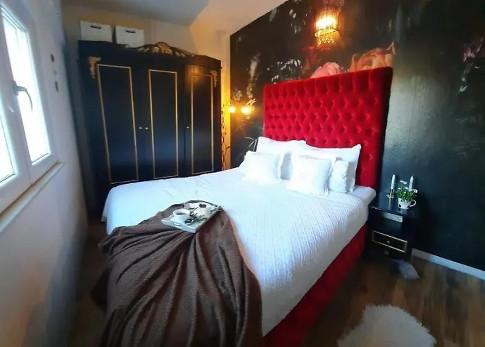 Francesca * بيبينيا